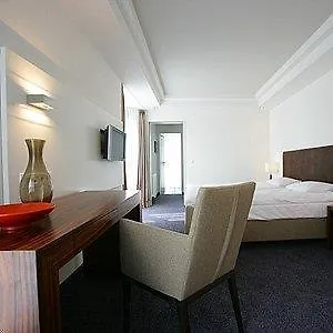 Hotel Erzgiesserei Europe Munique 4*,