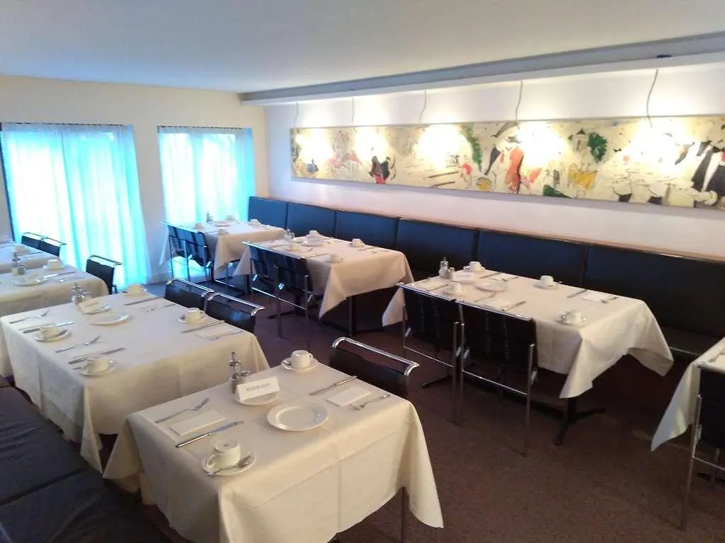 Hotel Erzgiesserei Europe Munich 4*,